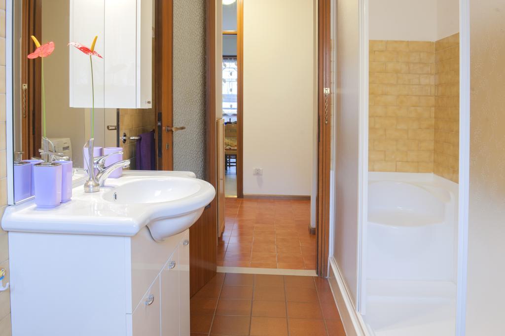 Rosso Tirano Appartement Buitenkant foto